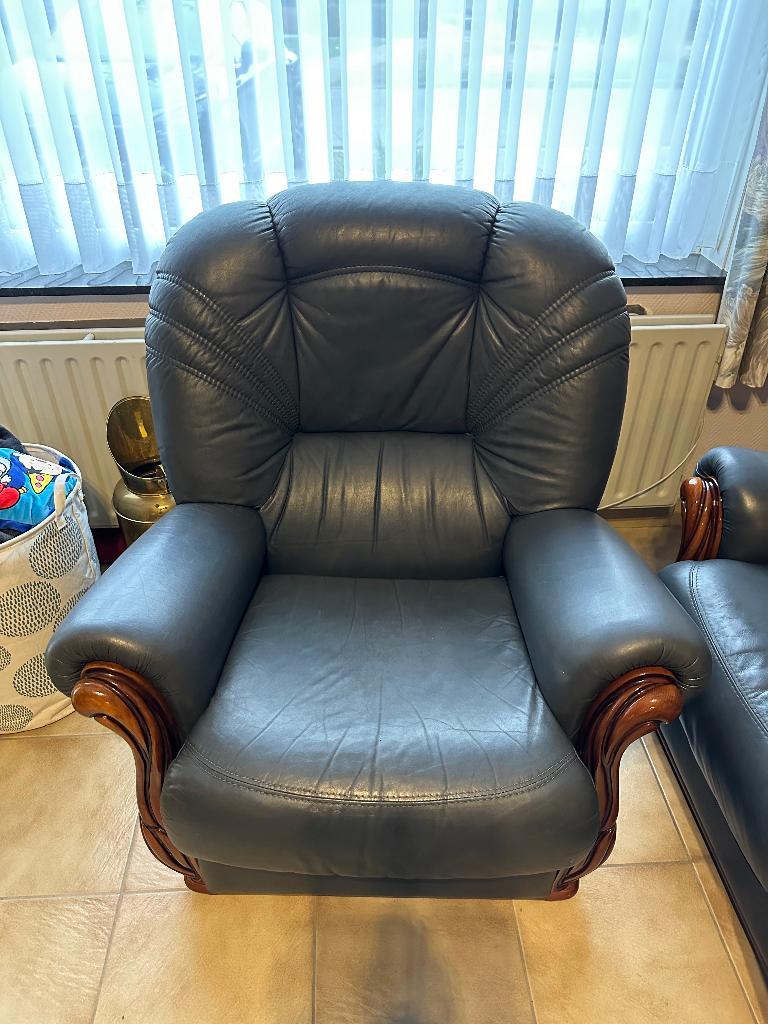 SALON IN VOLLEDIGE LEDER, Huis en Inrichting, Ophalen, Gebruikt, Overige maten, Klassiek styl in Leder