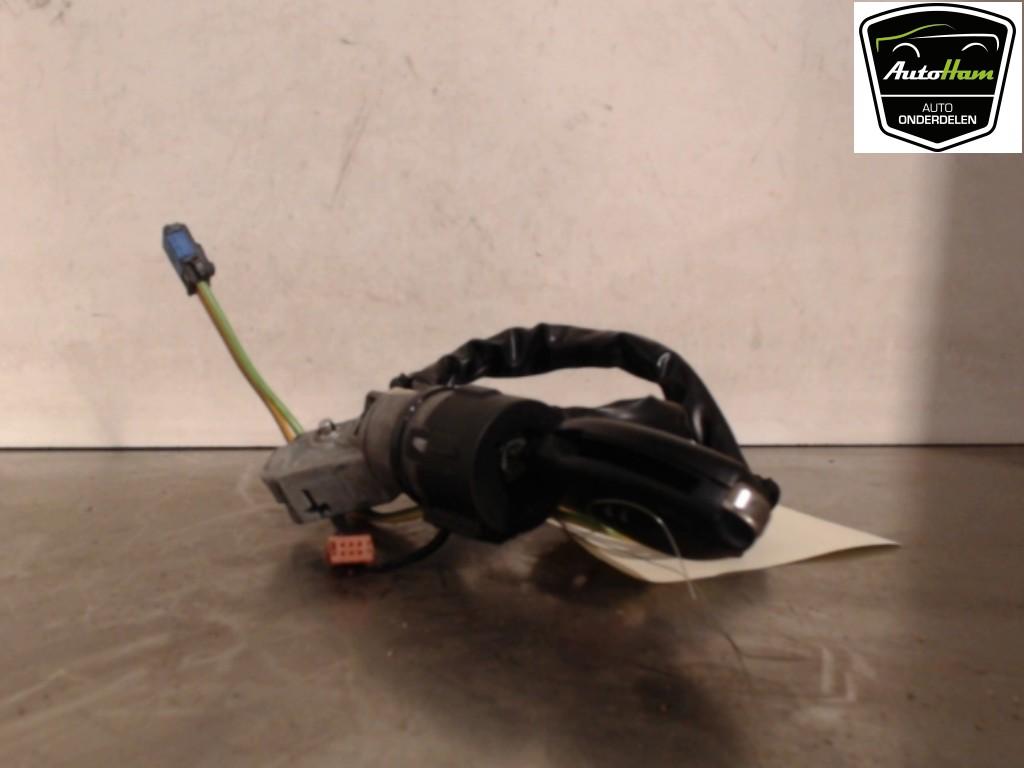 CONTACTSLOT + SLEUTEL Citroën C5 I Berline (DC), Gebruikt, Citroën