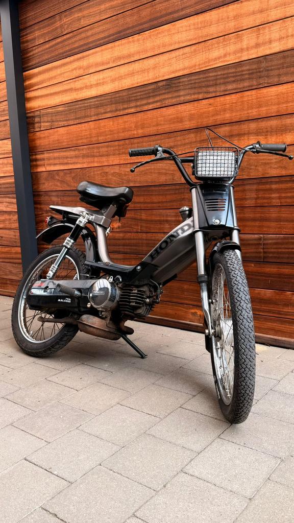 Honda Camino A-klasse met GVA + deel 1&2, Fietsen en Brommers, Brommers | Honda, Ophalen, Gebruikt, Klasse A (25 km/u), 49 cc