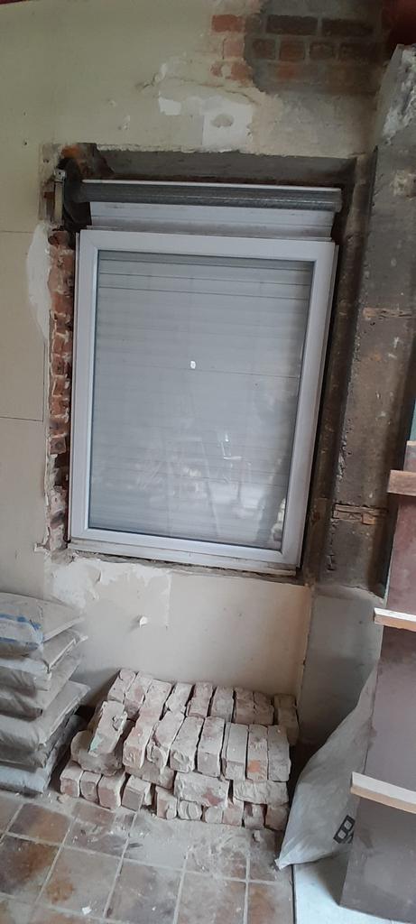 Wit Pvc vast raam met rolluik/dubbele beglazing, Ophalen