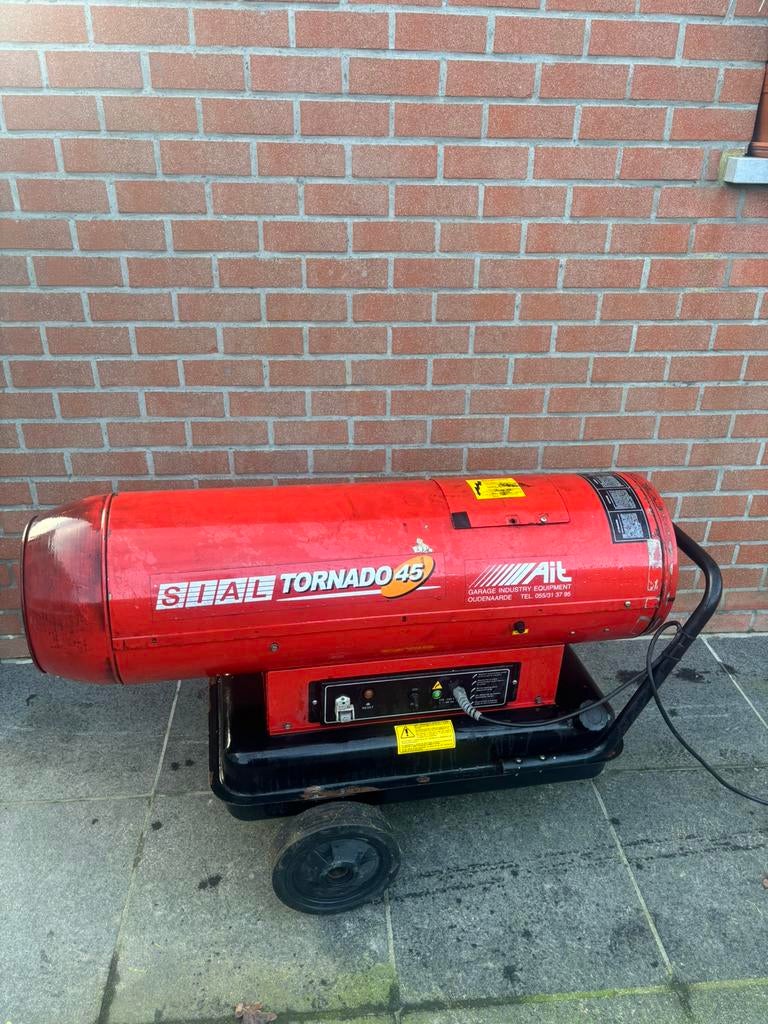 Sial tornado 45 warmte kanon diesel, Doe-het-zelf en Bouw, Ophalen, Gebruikt, 800 watt of meer, Overige typen