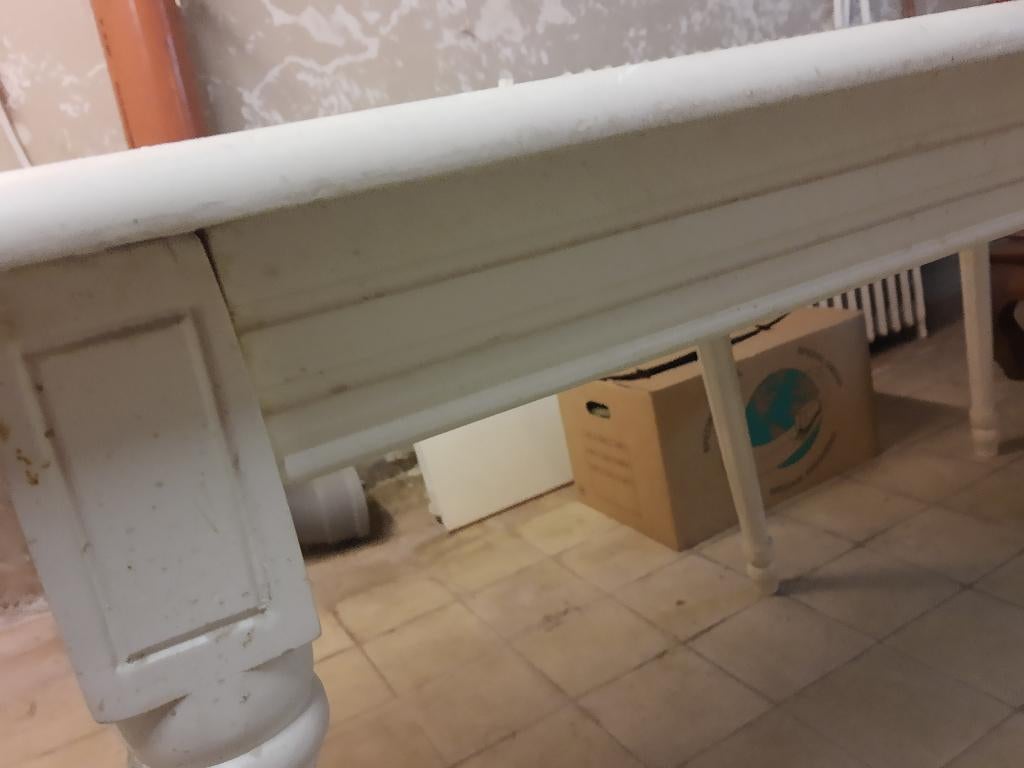 Table salle à manger 'Maison du Monde', Enlèvement, Utilisé, 50 à 100 cm, Ovale