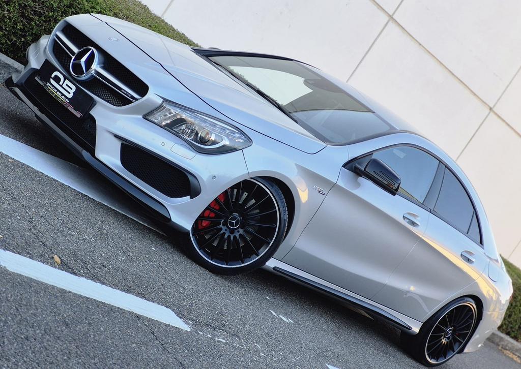 ** Mercedes CLA 45 AMG - Camera - Harman-Kardon - GVVK *, Auto's, CLA, Leder, Bedrijf, Zilver of Grijs