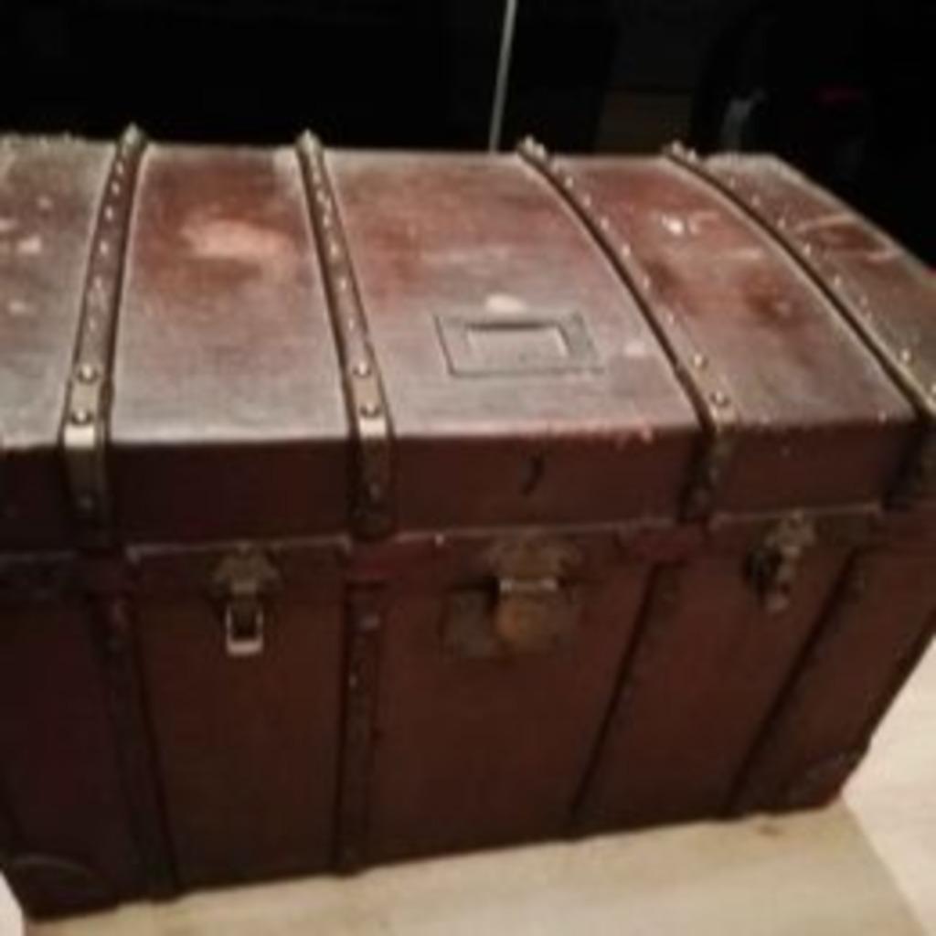 Malle de voyages "Les Hirondelles-Bruxelles", Antiquités & Art, Enlèvement