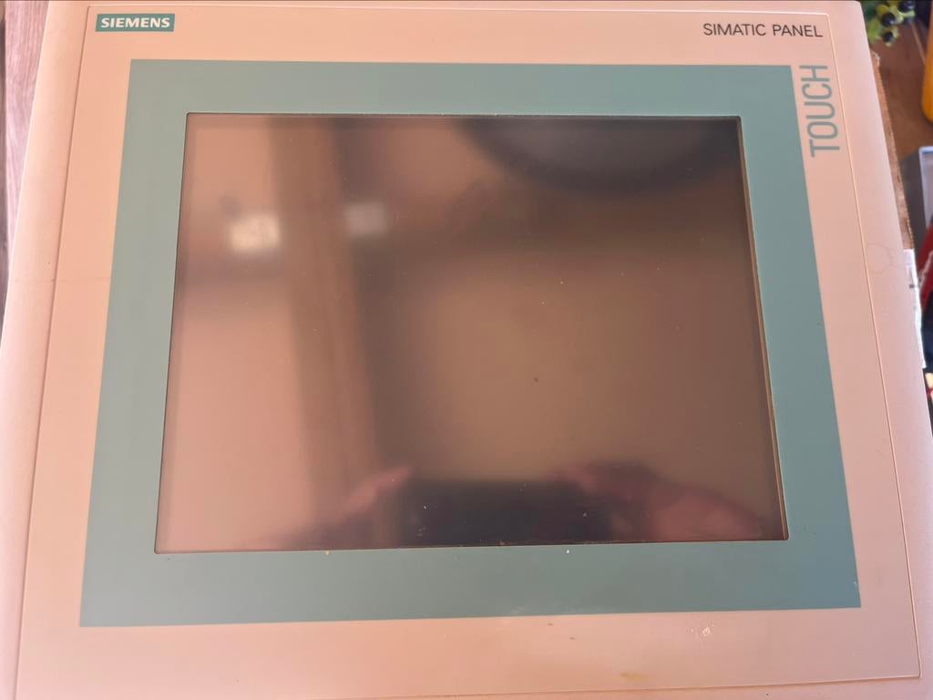 Réparation de l'écran tactile Siemens Simatic TP270 Touch-10, Informatique & Logiciels, Logiciel d'Éducation & Cours, Comme neuf