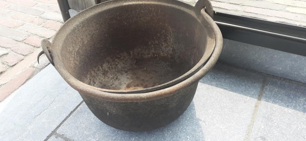 Antieke gietijzeren ketel, Ophalen of Verzenden