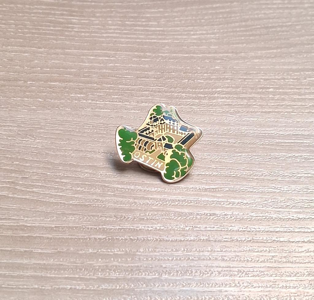 PIN - OSTIN - CHATEAU D'OSTIN - LA BRUYERE, Envoi, Utilisé, Ville ou Campagne, Insigne ou Pin's