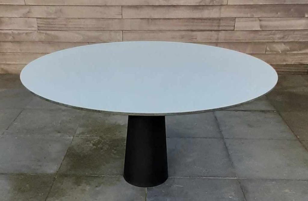 Table conteneur Moooi ronde 140 cm tendance estivale 2025, Jardin & Terrasse, Enlèvement, Utilisé, Rond, Synthétique
