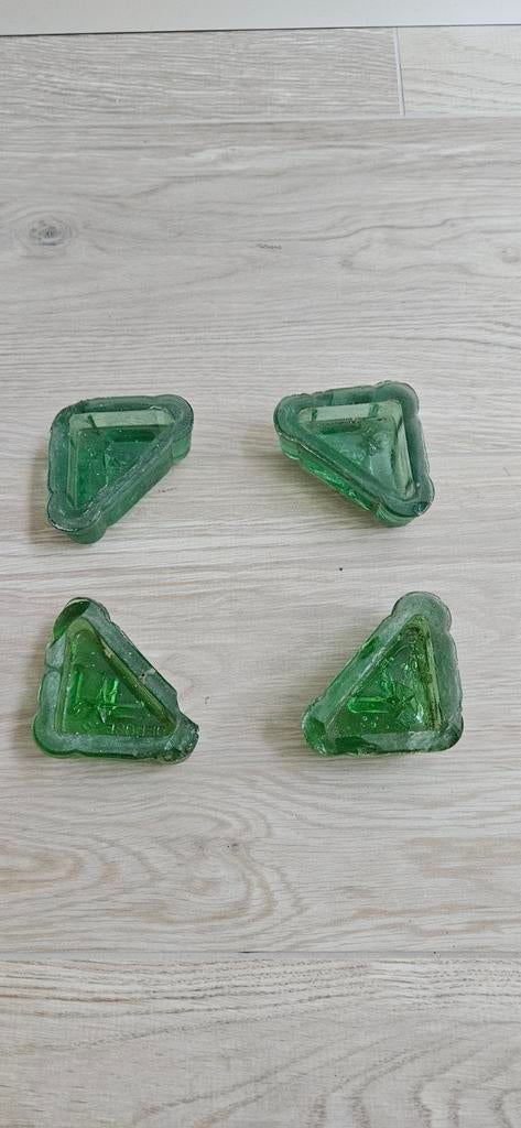 8 Glazen voetjes voor kachel, Enlèvement