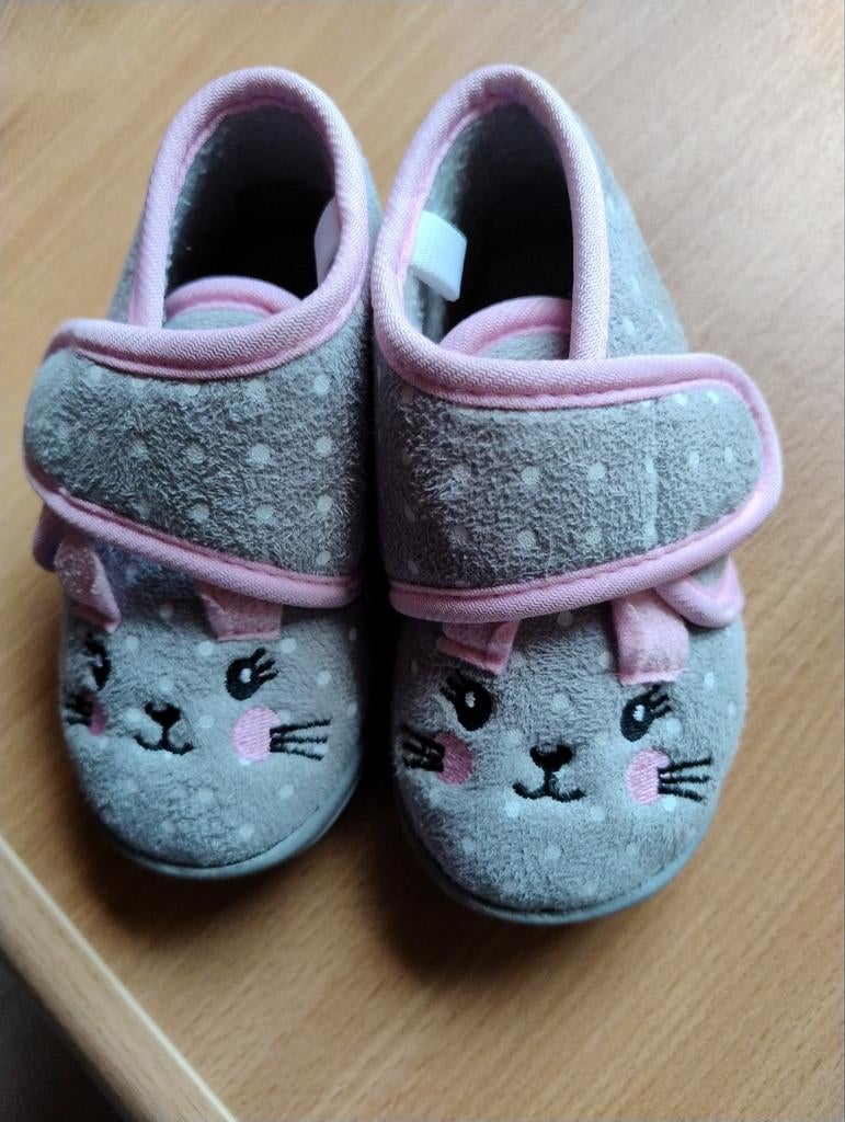 Chaussons taille 23, Enlèvement ou Envoi