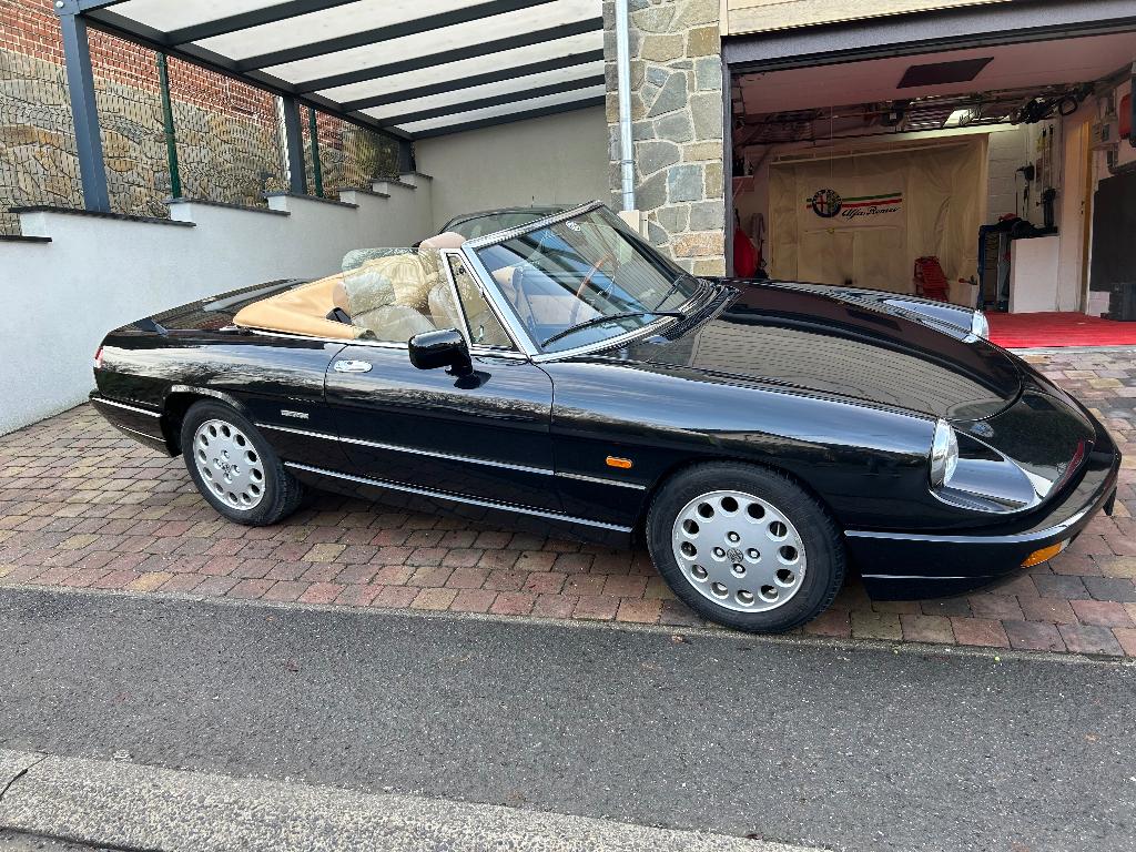 Alfa Romeo spider 2.0 115A1, Auto's, Alfa Romeo, Bedrijf, Spider, Elektrische ramen, Benzine, Cabriolet, 2 deurs, Handgeschakeld