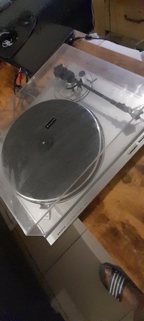 Tourne disque Sanyo 33 et 45 tours auto return avec cable, Enlèvement