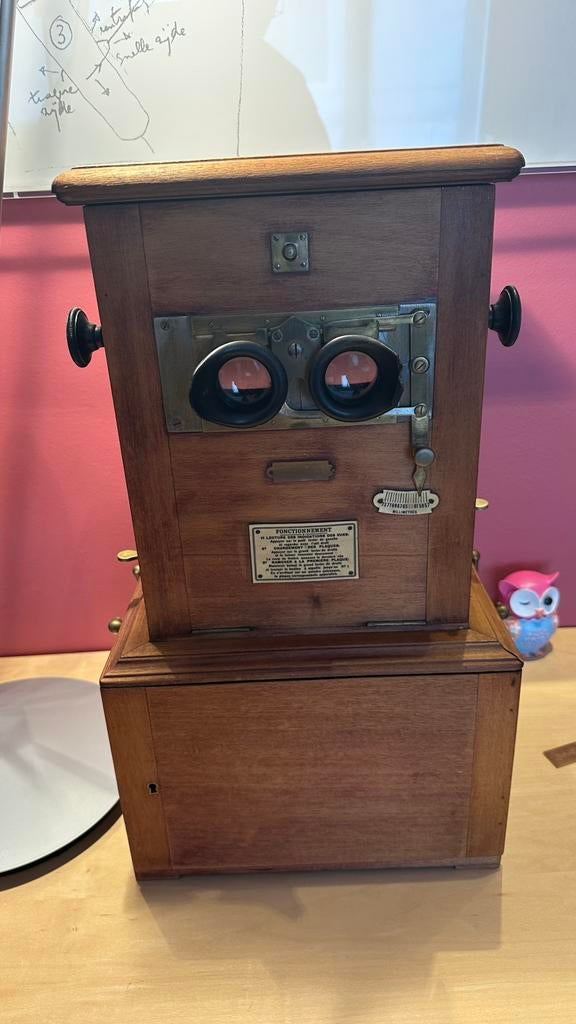 Stéréoscope fonctionnant avec 350 pièces de verre, Antiquités & Art, Enlèvement