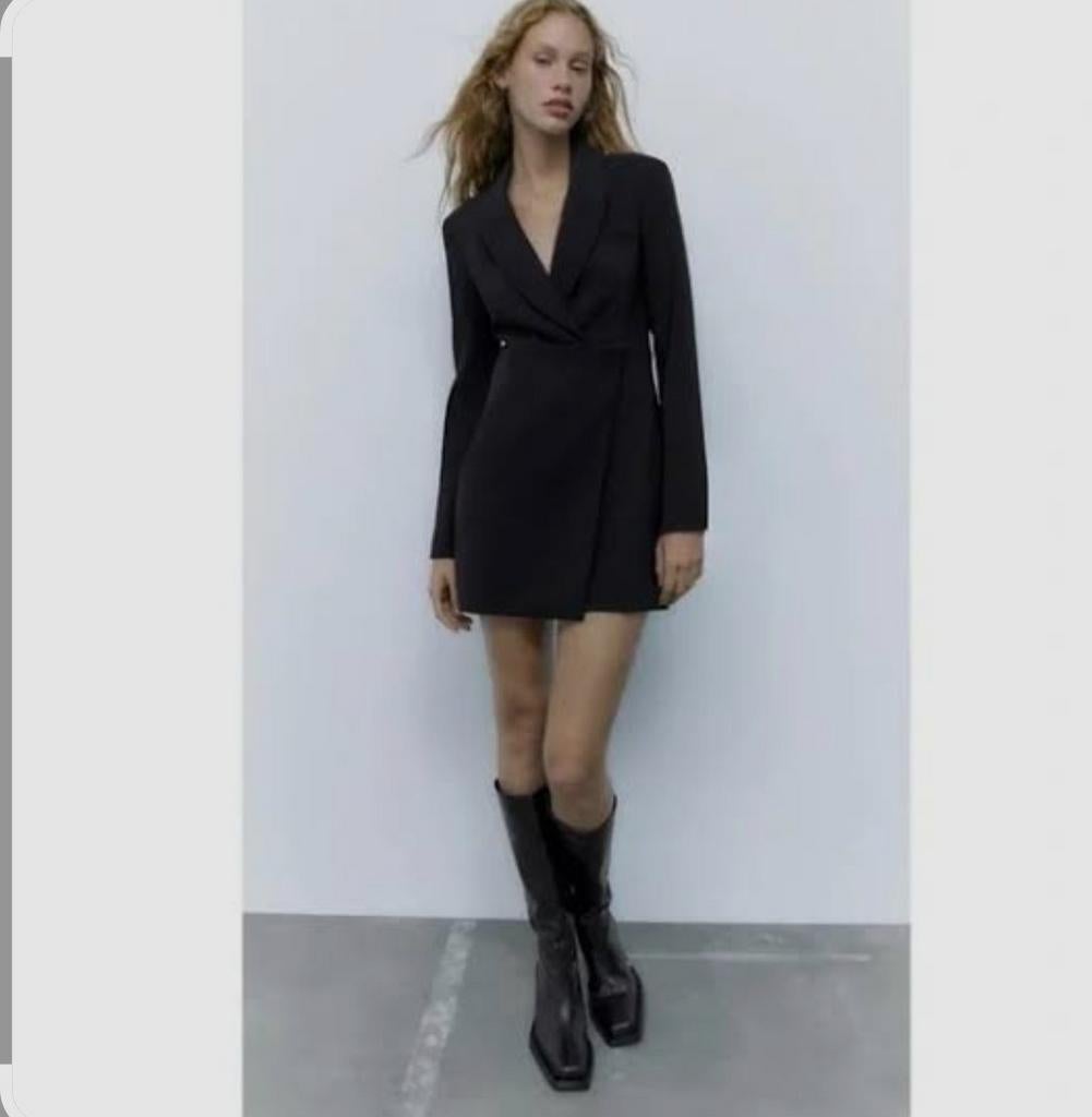 Jupe rembourrée noire à nœud, Enlèvement ou Envoi, Noir