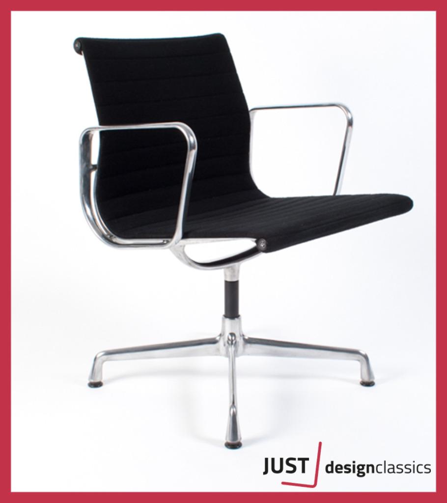 Vitra Eames ea108 Zwart Hopsak Gepolijst (voorraad:4), Enlèvement ou Envoi, Utilisé, Noir