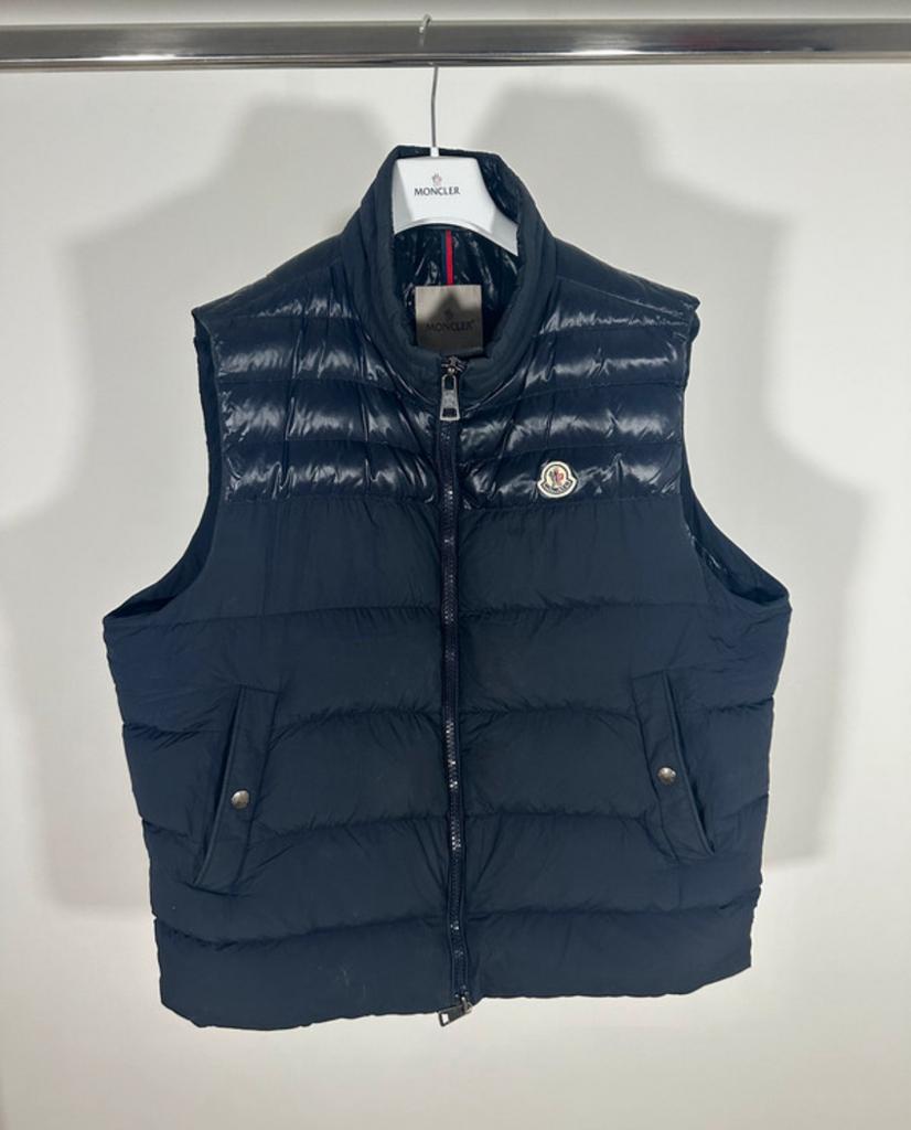 Moncler bodywarmer xxl / size 7, Kleding | Heren, Bodywarmers, Ophalen of Verzenden