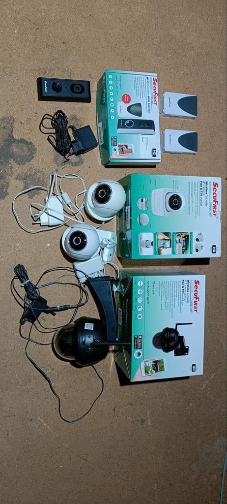 Secufirst bewakingscamera's, Ophalen of Verzenden, Gebruikt