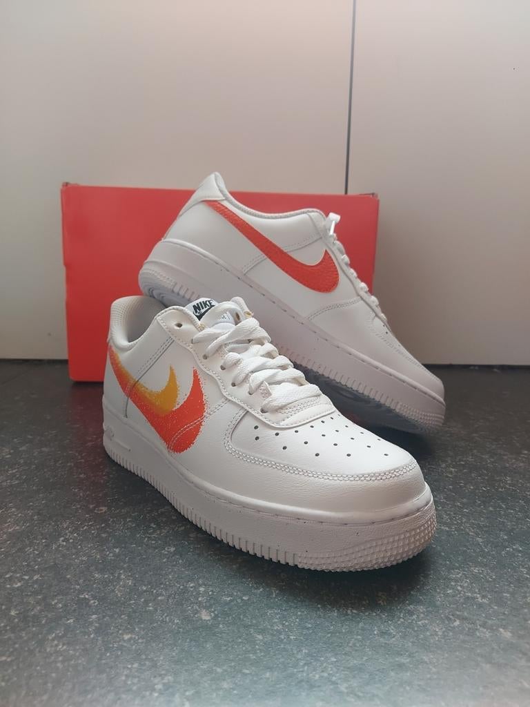 Nike air force 1'07 Spray Paint Swoosh White maat 38.5, Ophalen of Verzenden, Nieuw