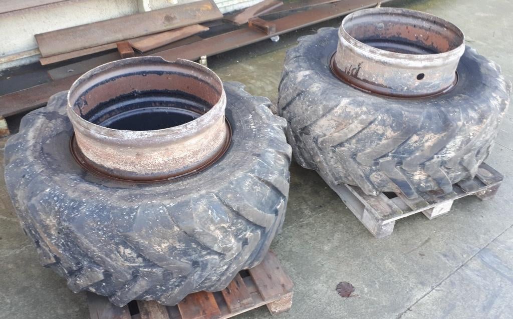 460/70R24-Dubbewielen, Zakelijke goederen, Landbouw | Onderdelen | Banden, Velgen en Assen, Ophalen