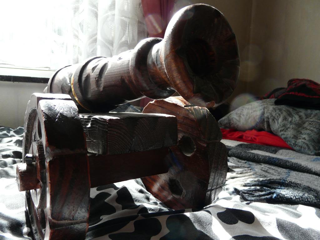 Mooi uit hout gesneden kanon 50 cm, Ophalen, Landmacht, Miniatuur of Beeldje