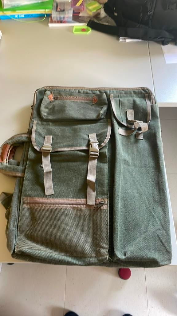 Tas voor tekenmateriaal, Handtassen en Accessoires, Tassen | Schooltassen, Gebruikt, Rugtas, 50 cm of meer, 50 cm of meer, Groen