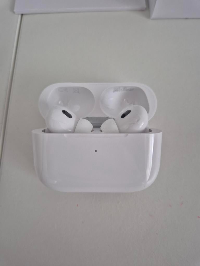 Airpods Pro 2 neufs dans leur boîte avec suppression active, Enlèvement ou Envoi, Neuf, Intra-auriculaires (In-Ear), Bluetooth