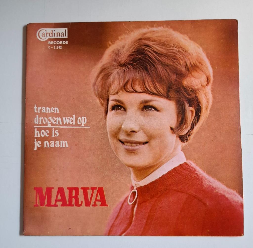 2 SINGLES MARVA EN BON ÉTAT ! ! ! !, Enlèvement ou Envoi, Comme neuf, Autres formats, Chanson réaliste ou Smartlap