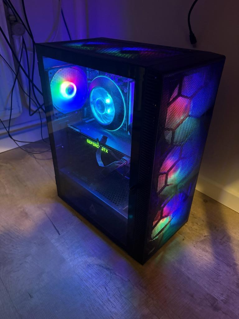 PC desktop, 32 GB, Custom Build, Utilisé, Gaming