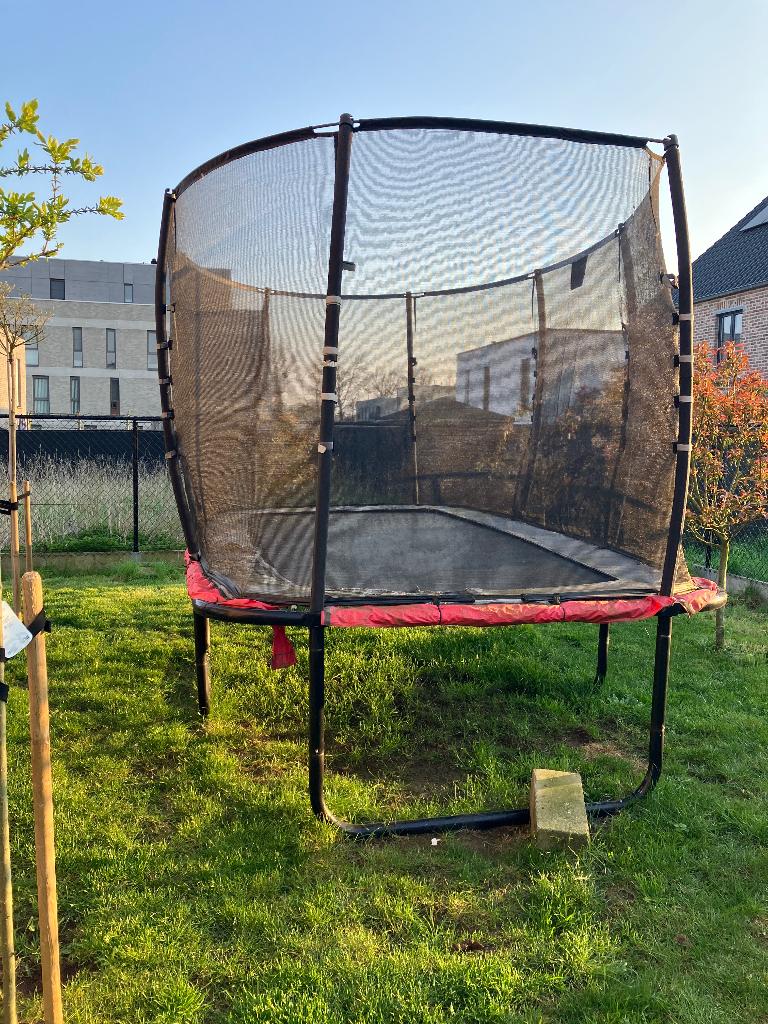Trampoline rechthoekig 4m20 op 2m20, Kinderen en Baby's, Speelgoed | Buiten | Trampolines, Ophalen, Gebruikt