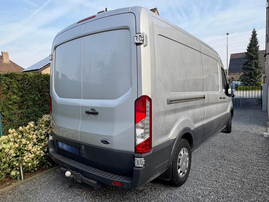 Ford transit 2016, 42000 km , nieuwstaat.bieden vanaf 12500, Auto's, Euro 5, Zwart, 4 cilinders, Particulier