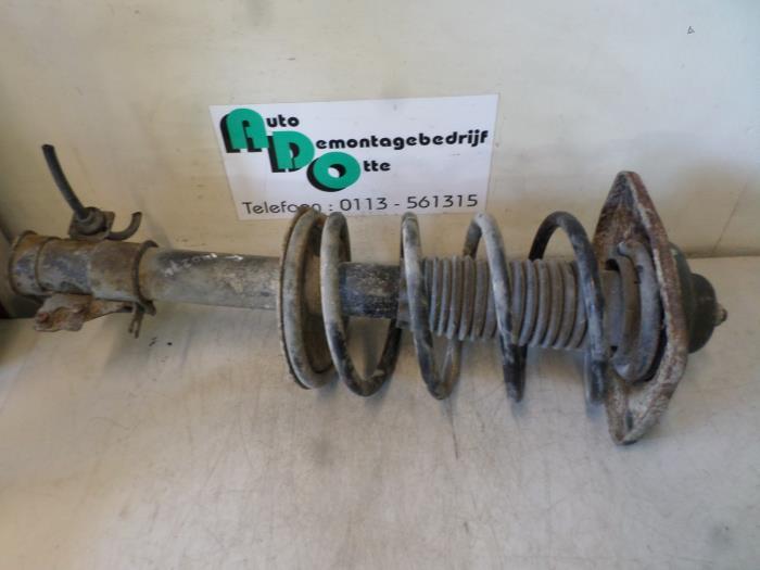 Barre amortisseur avant droit d'un Peugeot 806, -, 3 mois de garantie, Utilisé, -