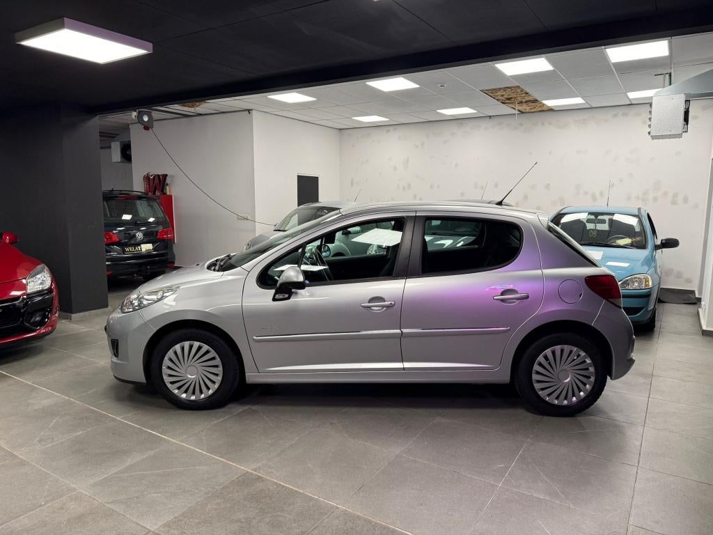 PEUGEOT 207 BENZINE 2012 NIEUW STAAT, Bluetooth, Achat, Entreprise, Noir
