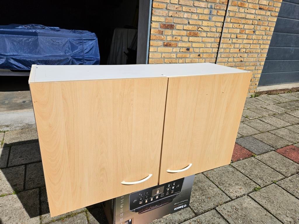 2 deurs hangkastje, Enlèvement