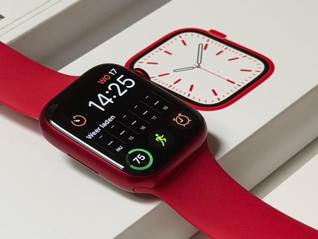 Apple Watch Series 7 45mm Red, batterij 99%, nieuwstaat!, Handtassen en Accessoires, Smartwatches, Ophalen of Verzenden, Zo goed als nieuw