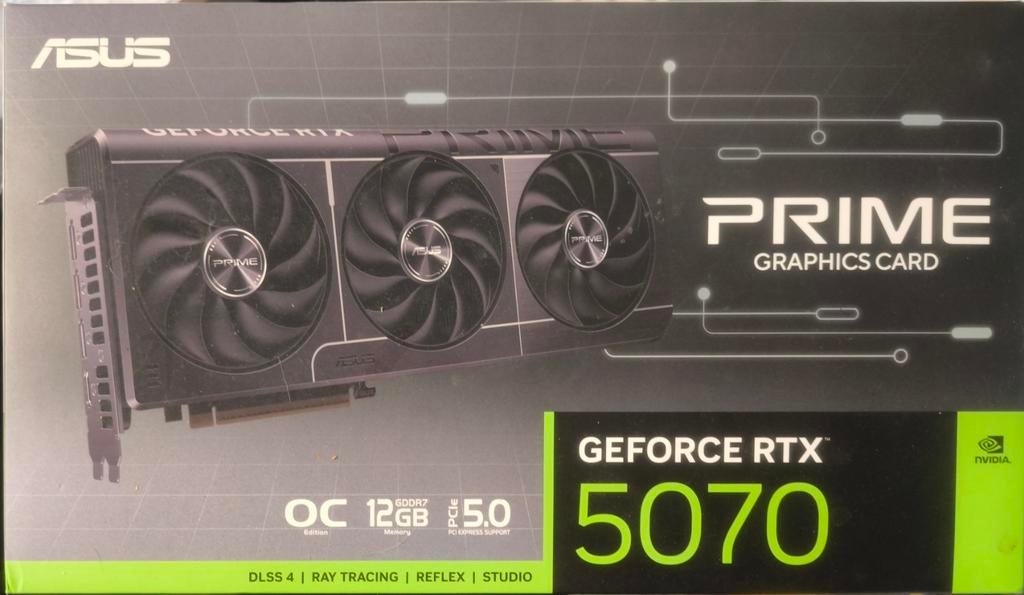 Asus RTX 5070, Computers en Software, Ophalen of Verzenden