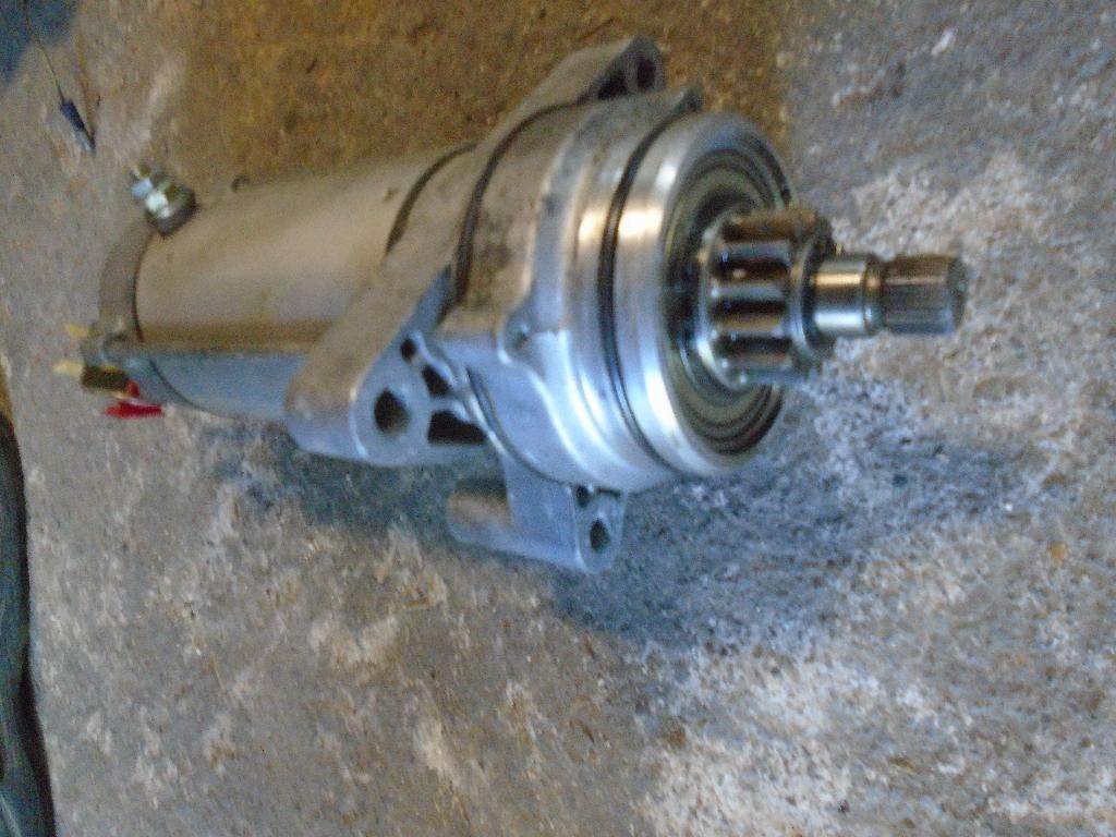 DEMAREUR DE 1500 HONDA GOLDWING, Enlèvement ou Envoi, Révisé