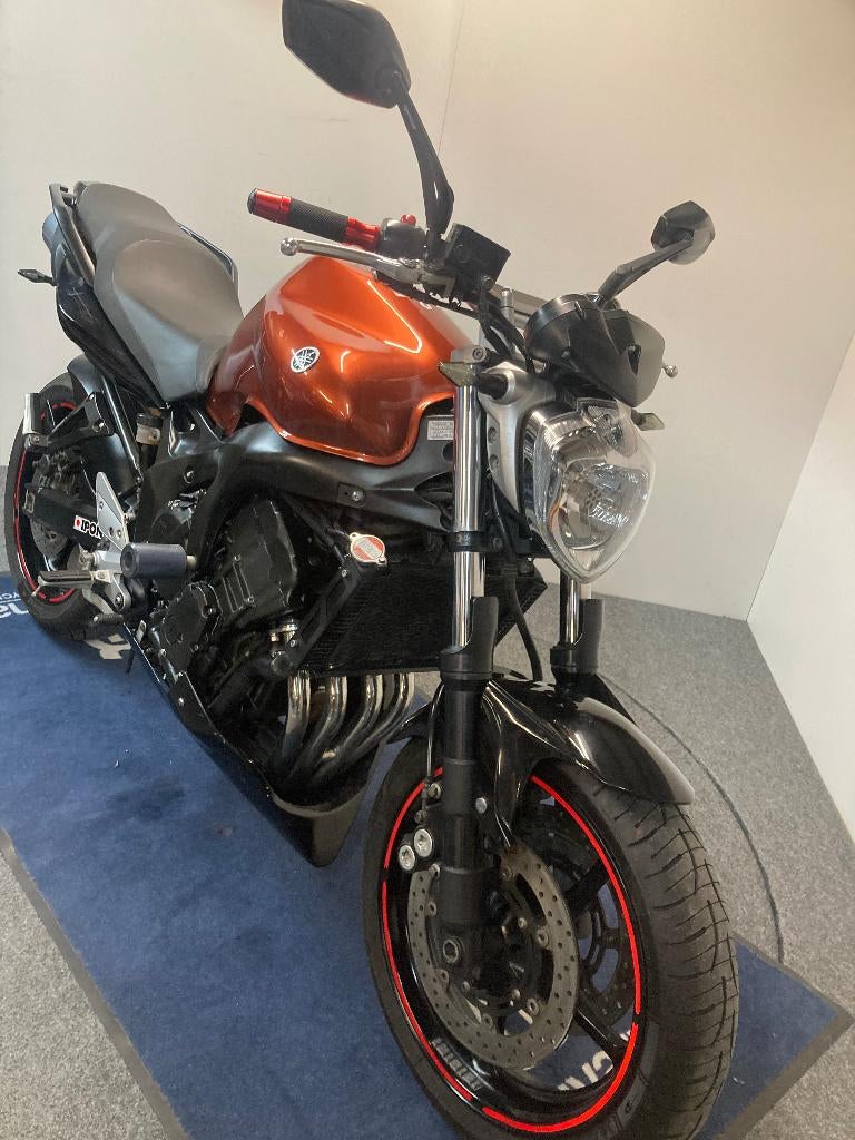 Yamaha FZ 6 S2 MY'07 réf. LS 3306, Entreprise, Plus de 35 kW, 4 cylindres, Naked bike