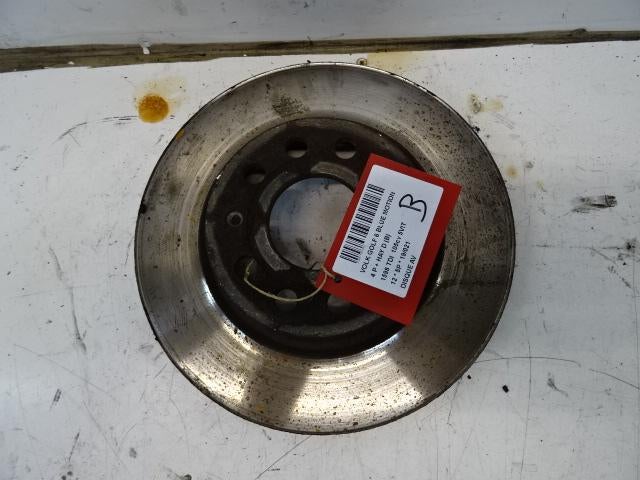 FREIN DISQUE AVANT Volkswagen Golf VI (5K1), Autos : Pièces & Accessoires, Freins & Transmission, Volkswagen, Utilisé