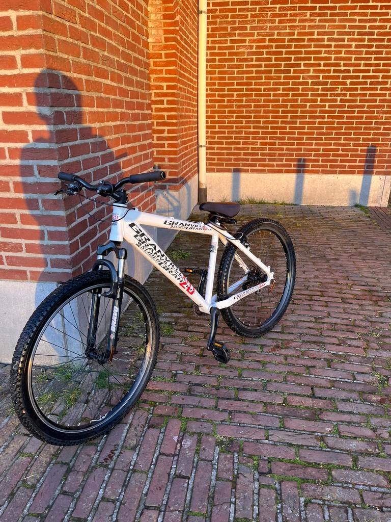 Fiets, Enlèvement, Comme neuf