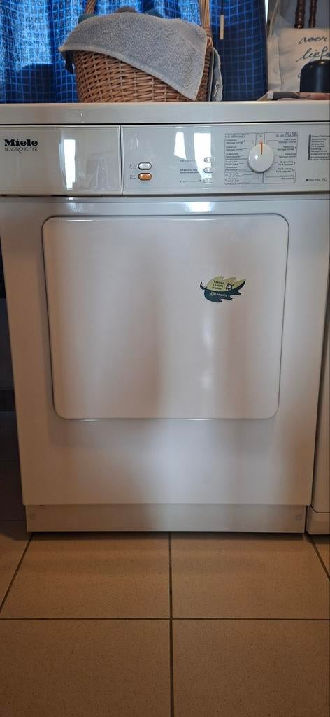 Miele droogkast Novotronic T490 (luchtafvoer), Ophalen, Luchtafvoer