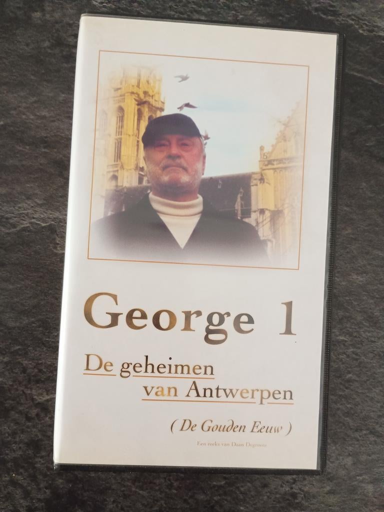 Video cassette 's . 4 delig . De geheimen van Antwerpen ., Cd's en Dvd's, VHS | Film, Ophalen of Verzenden