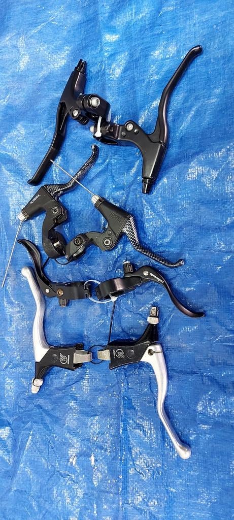 4 paar remgrepen, Ophalen