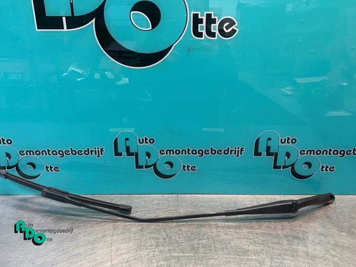 Ruitenwisserarm voor van een Fiat Punto Evo (Punto Evo 08-), Gebruikt, -, -, Ophalen of Verzenden