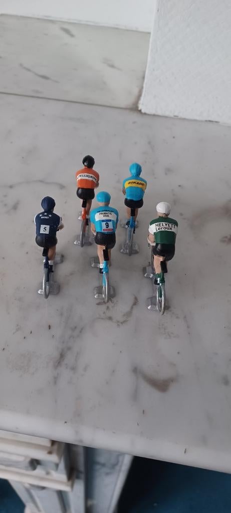 Miniatuur wielrenners retro truitjes, Antiek en Kunst, Antiek | Speelgoed, Ophalen of Verzenden