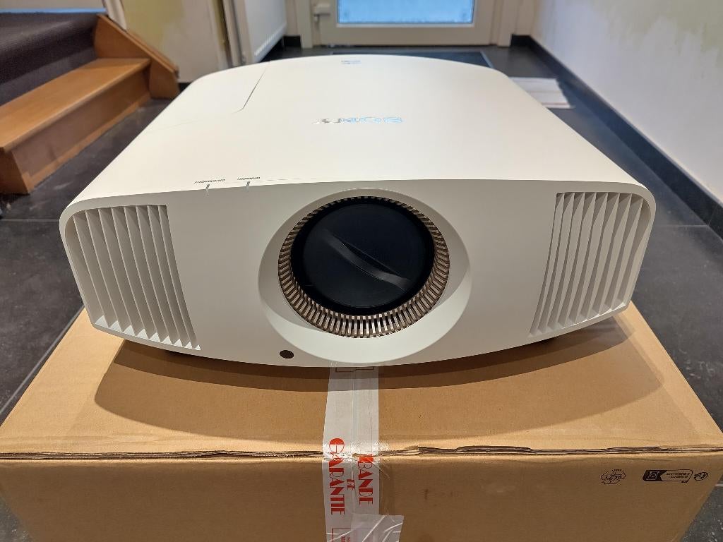 Projecteur Home Cinema 4K Sony VPL-VW590ES sous garantie, LCOS, Enlèvement, Utilisé, Ultra HD (4K)