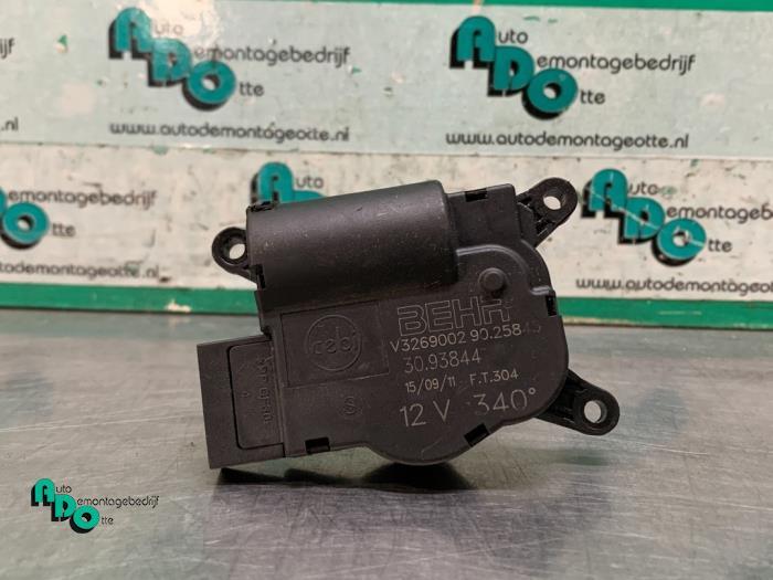 Clapet chauffage moteur d'un Mercedes Sprinter (Sprinter 06-, Autos : Pièces & Accessoires, Moteurs & Accessoires, 3 mois de garantie