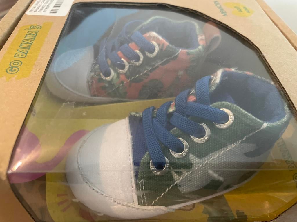 Baby sneakers, Kinderen en Baby's, Babykleding | Schoentjes en Sokjes, Ophalen, Nieuw