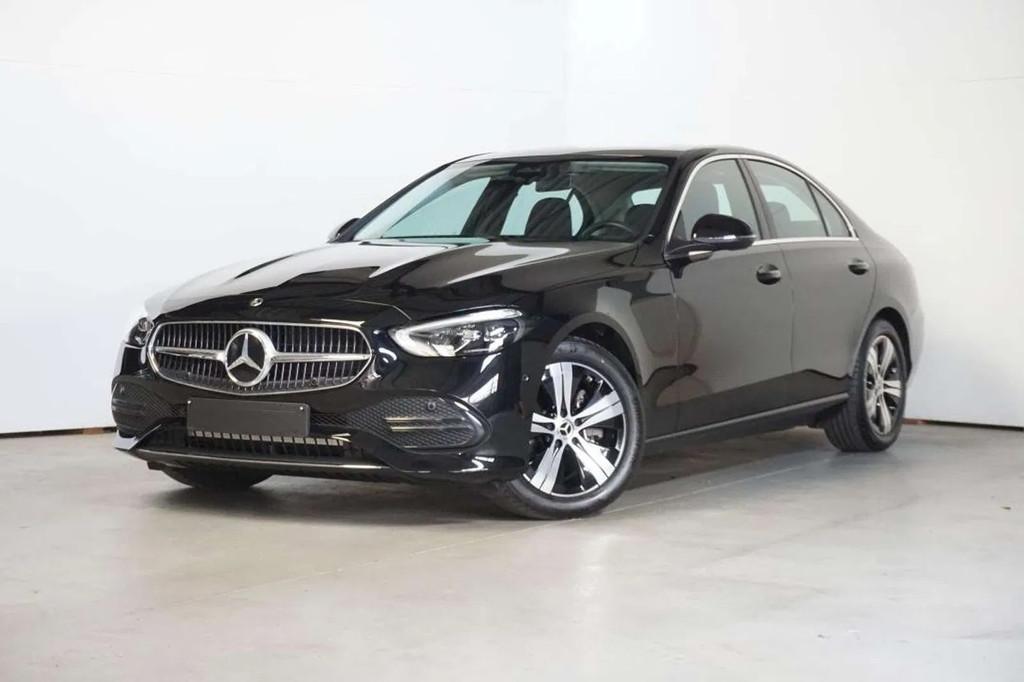 Mercedes-Benz C-CLASS 180 Avantgarde - Trekhaak (bj 2024), Auto's, Mercedes-Benz, Automaat, 4 deurs, Gebruikt, 4 cilinders