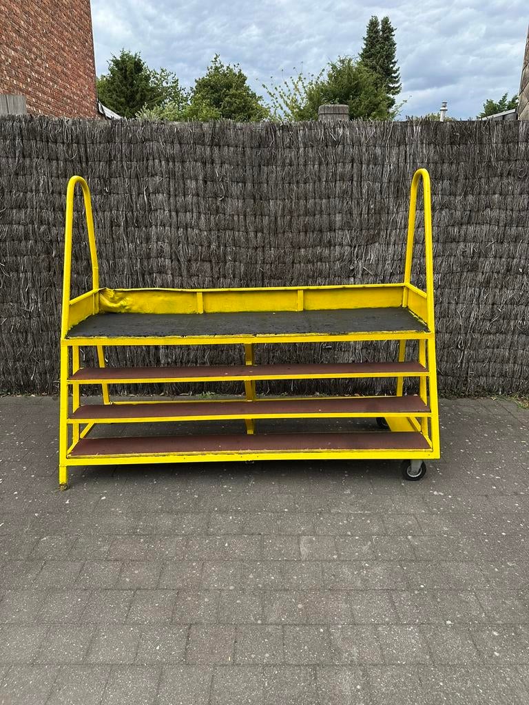 Trap, plantenrek, Doe-het-zelf en Bouw, Ladders en Trappen, Ophalen, Trap