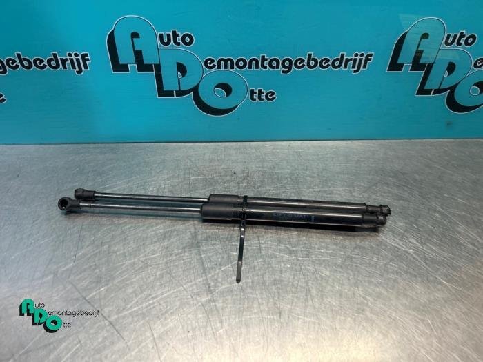 Set Gasdempers Achterklep van een Renault Twingo (Twingo 07-, Gebruikt, -, Renault, -